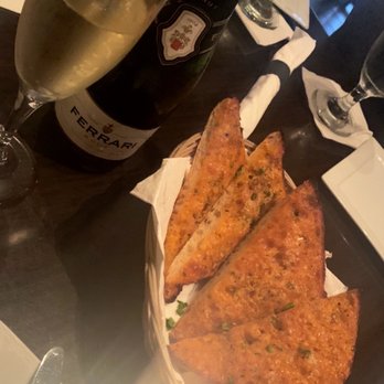 Vitello's Restaurant - Italian Near Me - Studio City, California Vitello's Restaurant - Italian Near Me - Studio City, California
