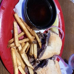 Red Onion Bar & Grill - French dip with crispy fries