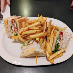 Friendly's - Turkey Club Sandwich delicious!