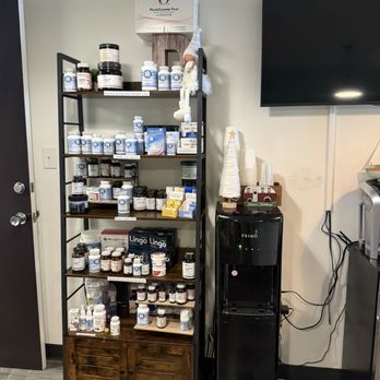 Newport Beach Wellness - Front office - Chiropractors Near Me - Newport Beach, California Newport Beach Wellness - Front office - Chiropractors Near Me - Newport Beach, California