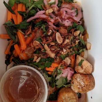 Tamarind Tree Restaurant - Lemongrass pan seared scallop salad - Vietnamese Near Me - Seattle, Washington Tamarind Tree Restaurant - Lemongrass pan seared scallop salad - Vietnamese Near Me - Seattle, Washington