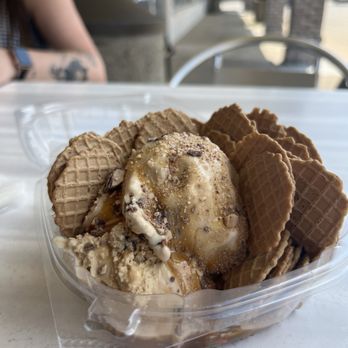 Modern Cone - Personal ice cream nachos - Ice Cream & Frozen Yogurt Near Me - Saint Clair Shores, Michigan