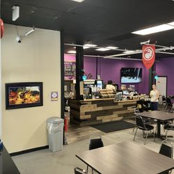 Dragon’s roast cafe - Cafe area