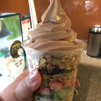 Pinkberry - Chocolate parfait!! SO good! - Ice Cream & Frozen Yogurt Near Me - Elk Grove, California Pinkberry - Chocolate parfait!! SO good! - Ice Cream & Frozen Yogurt Near Me - Elk Grove, California