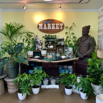 Mari's Gardens - Nurseries & Gardening Near Me - Mililani, Hawaii
