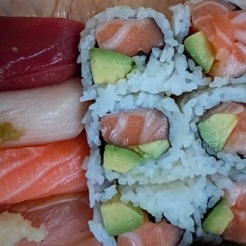 Go Sushi Japanese Restaurant - Sushi Deluxe - Japanese Near Me - Pacifica, California