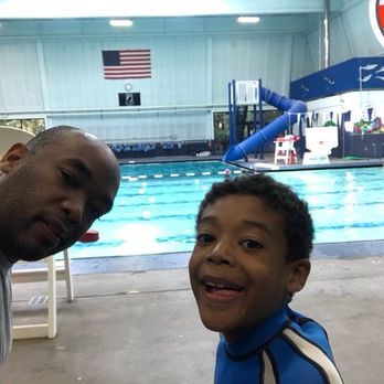 Bellevue Aquatic Center - Swimming Pools Near Me - Bellevue, Washington