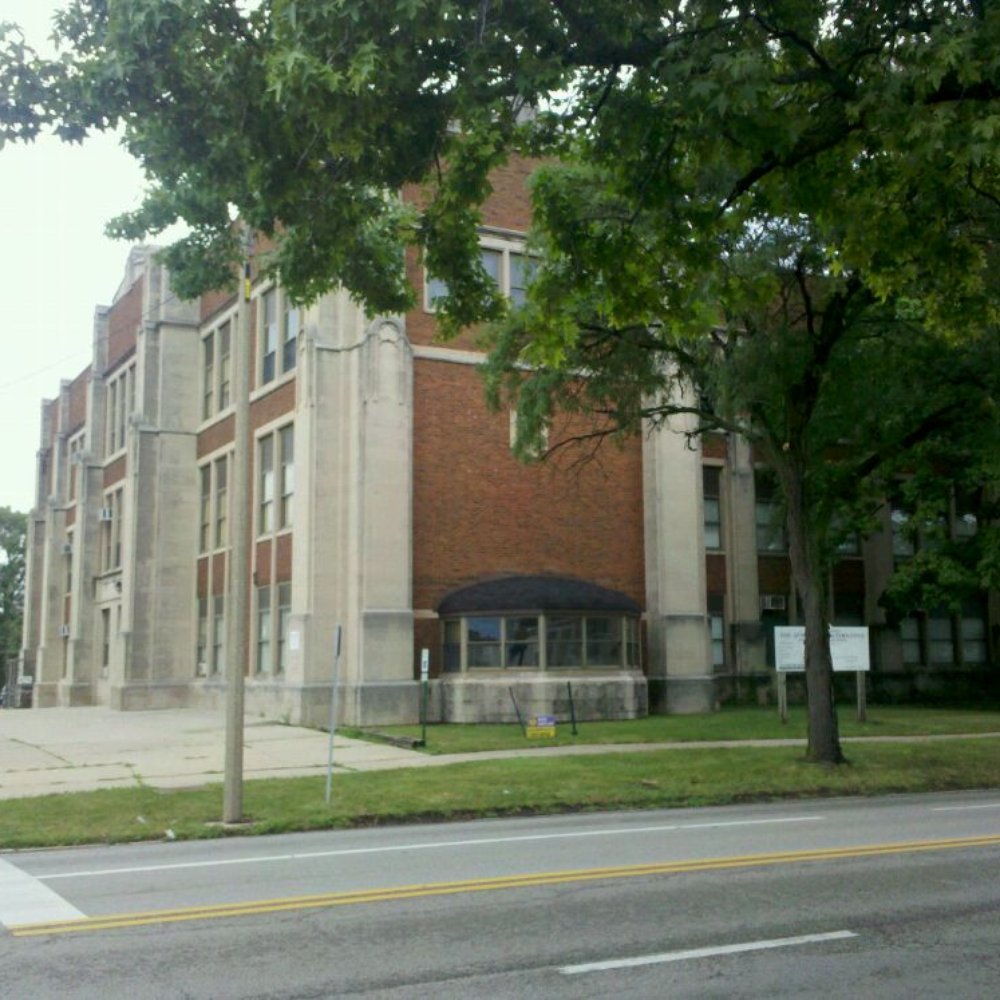 Synergy Rhythm and Dance - Front of the Building on Washington St. - Dance Schools Near Me - Bloomington, Illinois Synergy Rhythm and Dance - Front of the Building on Washington St. - Dance Schools Near Me - Bloomington, Illinois