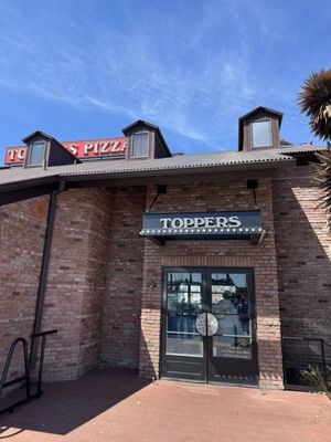 Toppers Pizza by null