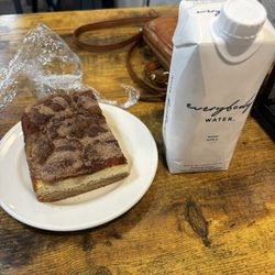 Georgette's Grounds and Gifts - Snickerdoodle cake
