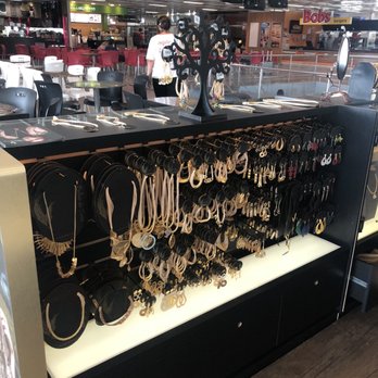 Palhas da Terra - Jewelry Near Me - Bayeux, PB