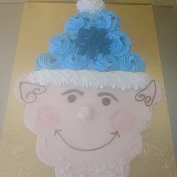 Cothran's Bakery Boaz - Elf cupcake cake - Bakeries Near Me - Boaz, Alabama