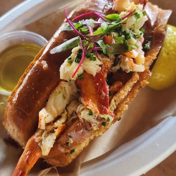 Lobster Lab - Lobster Roll! - Sandwiches Near Me - Carlsbad, California