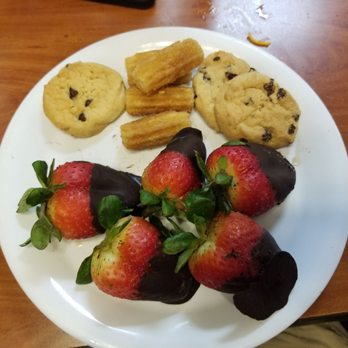 Golden Corral Buffet & Grill - Chocolate covered strawberries, chocolate chip cookies, cheros - American Near Me - Columbia, South Carolina Golden Corral Buffet & Grill - Chocolate covered strawberries, chocolate chip cookies, cheros - American Near Me - Columbia, South Carolina