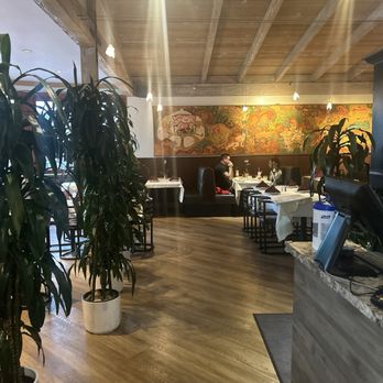 Zabb Thai Cuisine - Thai Near Me - Newport Beach, California Zabb Thai Cuisine - Thai Near Me - Newport Beach, California