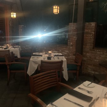 Arroyo Chop House - Outdoor Patio - Steakhouses Near Me - Pasadena, California Arroyo Chop House - Outdoor Patio - Steakhouses Near Me - Pasadena, California