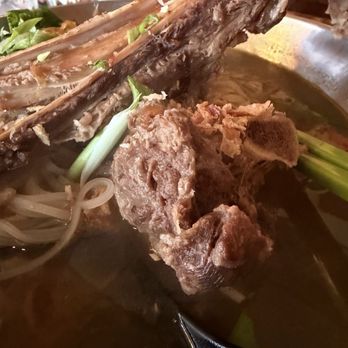 It's Pho - Spicy beef rib pho - Vietnamese Near Me - Los Angeles, California