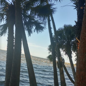 Manatee Hammock Campground - Parks Near Me - Titusville, Florida