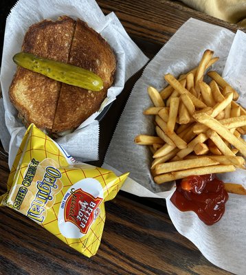 Dimo's Deli & Donuts by null