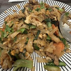 Pad see- ew noodle dish