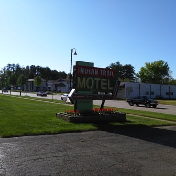 Indian Trail Motel - Hotels Near Me - Wisconsin Dells, Wisconsin Indian Trail Motel - Hotels Near Me - Wisconsin Dells, Wisconsin