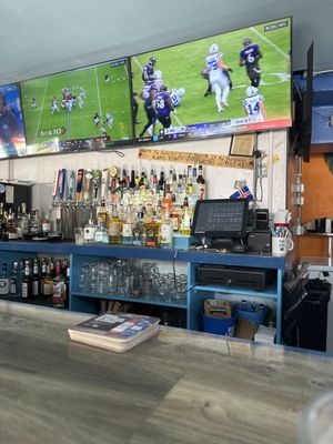 HURRICANE EDDIE’S - Updated April 2024 - 16 Photos & 19 Reviews - 1407