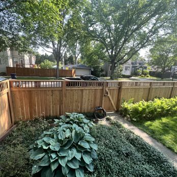 Flores Fence - 5' privacy traditional with 1' of spindle lattice top - Fences & Gates Near Me - Chicago, Illinois Flores Fence - 5' privacy traditional with 1' of spindle lattice top - Fences & Gates Near Me - Chicago, Illinois