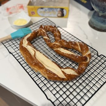 Bärenbrezel - Warming up the pretzel at home. Brushing on butter! Comes with its own pretzel salt packet. - Pretzels Near Me - Los Angeles, California Bärenbrezel - Warming up the pretzel at home. Brushing on butter! Comes with its own pretzel salt packet. - Pretzels Near Me - Los Angeles, California