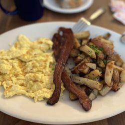 Pie Lady Cafe - Scrambled eggs, bacon & home fries (Seasoned with pepper, scallions & rosemary)