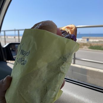 The Country Kitchen - Burgers Near Me - Malibu, California The Country Kitchen - Burgers Near Me - Malibu, California