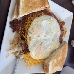 Watertown Cafe - Corned beef skillet with sourdough toast