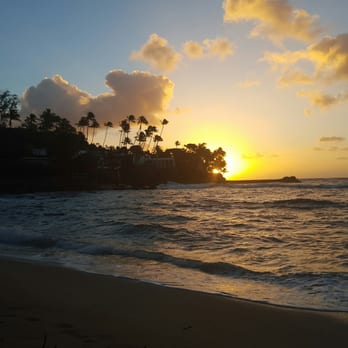 Cromwell's Beach - Sunrise - Beaches Near Me - Honolulu, Hawaii Cromwell's Beach - Sunrise - Beaches Near Me - Honolulu, Hawaii