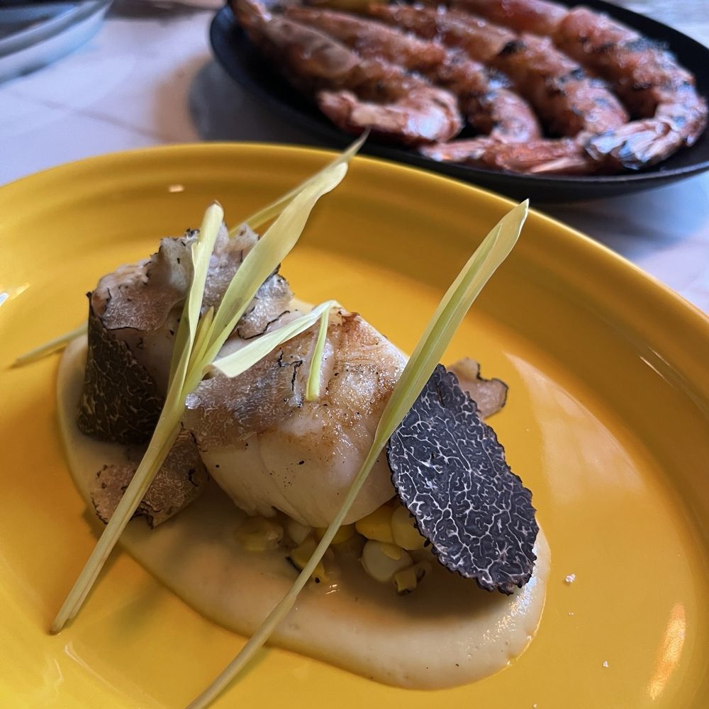 Foxy's - Scallops with black truffle (4/5) - Tapas/Small Plates Near Me - Elora, Ontario