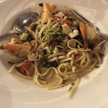 Café Figaro - linguini with tiger prawns (I messed up my swirled noodles) - Italian Near Me - Burlingame, California