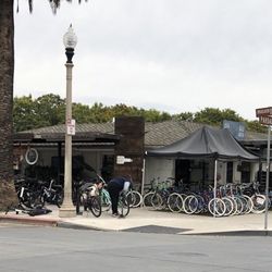 Isla Vista Bicycle Boutique