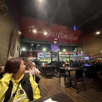 Viet Taste - Inside - Vietnamese Near Me - Norridge, Illinois Viet Taste - Inside - Vietnamese Near Me - Norridge, Illinois