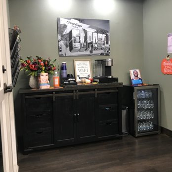 Awesome Smiles - Nice waiting area - General Dentistry Near Me - El Paso, Texas Awesome Smiles - Nice waiting area - General Dentistry Near Me - El Paso, Texas