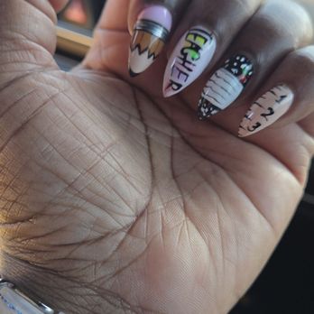 Polished Nail Spa - Nail Salons Near Me - Berkeley, California