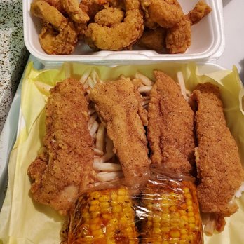 LA Crawfish Shack - Cajun/Creole Near Me - Houston, Texas