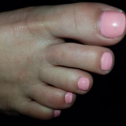 Hard to see due to the flash, but the polish is very uneven on my big toe