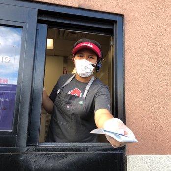 Wendy's - a woman wearing a face mask - Burgers Near Me - Roselle, New Jersey