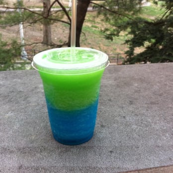 Bronx Ny Pizza - Blueberry & lime slushie from Bronx NY $1 Pizza for ONLY $1. You can even mix flavors too, as shown in the photo. - Pizza Near Me - Bronx, New York Bronx Ny Pizza - Blueberry & lime slushie from Bronx NY $1 Pizza for ONLY $1. You can even mix flavors too, as shown in the photo. - Pizza Near Me - Bronx, New York