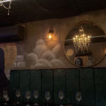 Tavola - Decor - Italian Near Me - San Juan, Puerto Rico