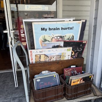 Vessel’s Vintage Corner - Outside - Used, Vintage & Consignment Near Me - Half Moon Bay, California Vessel’s Vintage Corner - Outside - Used, Vintage & Consignment Near Me - Half Moon Bay, California