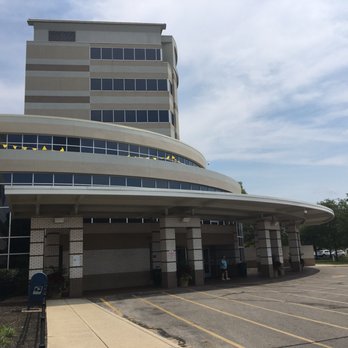Doctors Hospital - Front entrance. - Hospitals Near Me - Columbus, Ohio