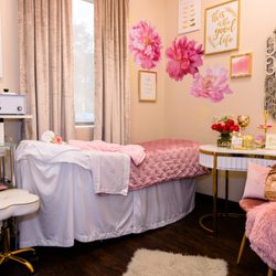 Lorya Skin and Glam Atelier