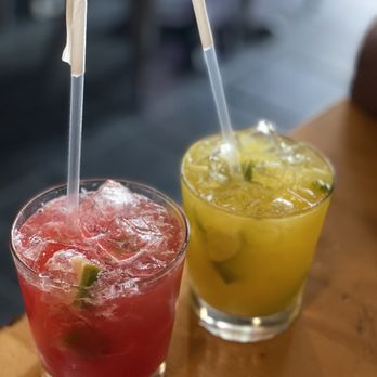 El Cantito Cafe - Virgin Strawberry and passion fruit mojitos (I liked the Strawberry better!) - Latin American Near Me - Yonkers, New York