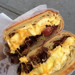 Jasleen Deli - Best bacon egg and cheese of my life