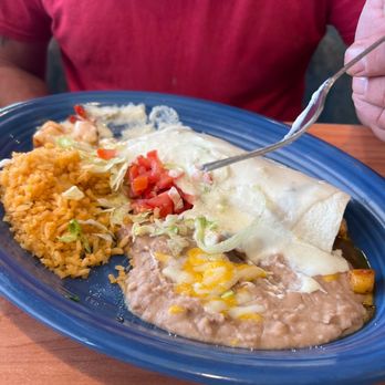 Tres Amigos - Seafood burrito - Mexican Near Me - Cheyenne, Wyoming Tres Amigos - Seafood burrito - Mexican Near Me - Cheyenne, Wyoming