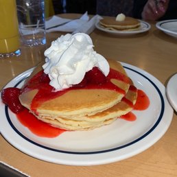 Strawberry pancakes Strawberry pancakes